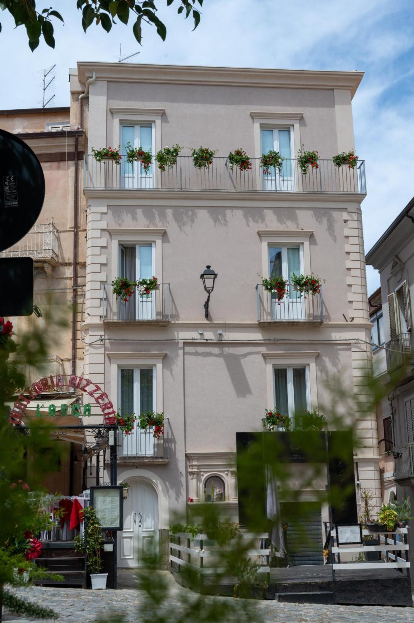 La Divina - Free Parking - Bed & Breakfast Tropea Eksteriør bilde