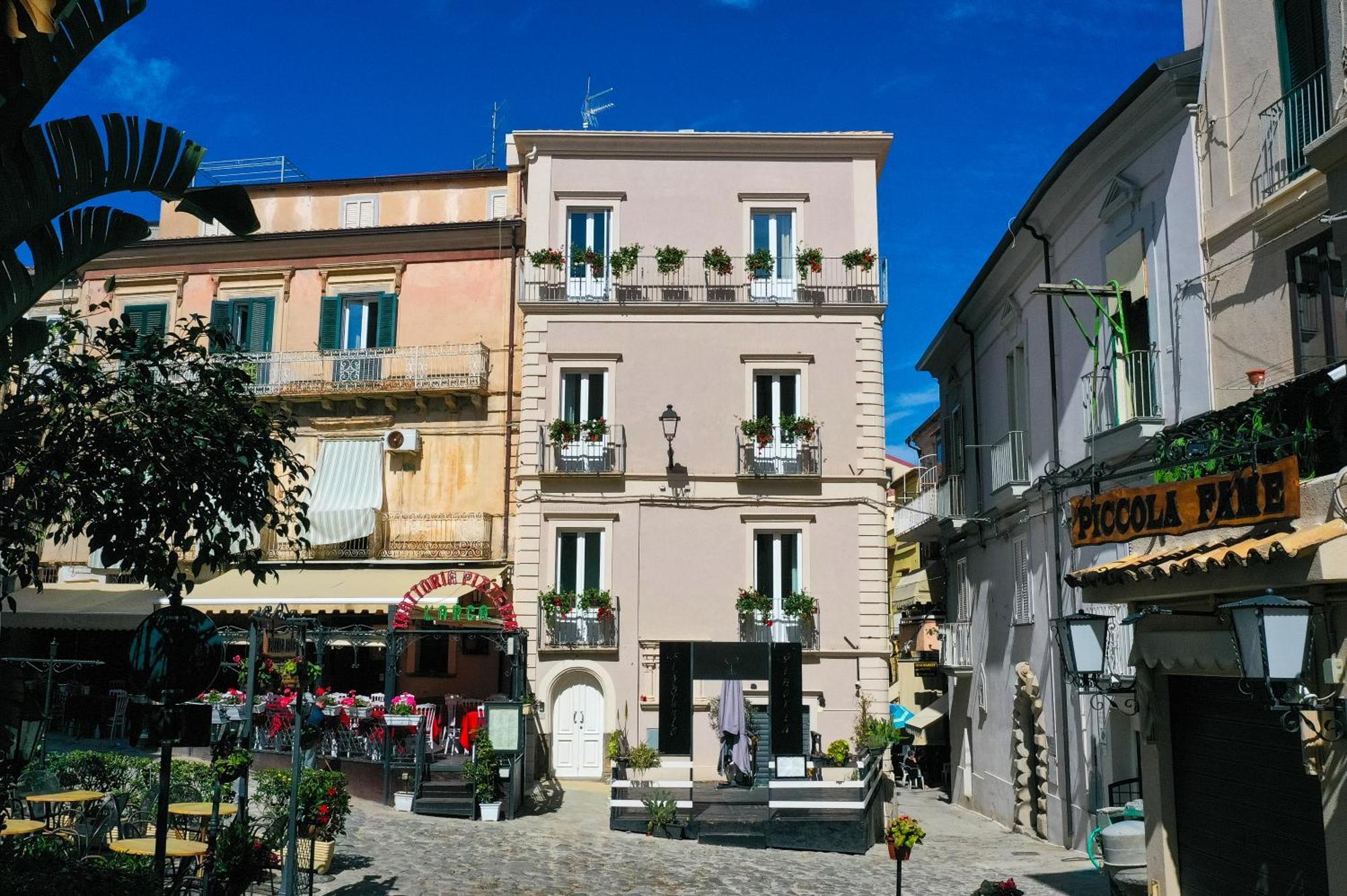 La Divina - Free Parking - Bed & Breakfast Tropea Eksteriør bilde