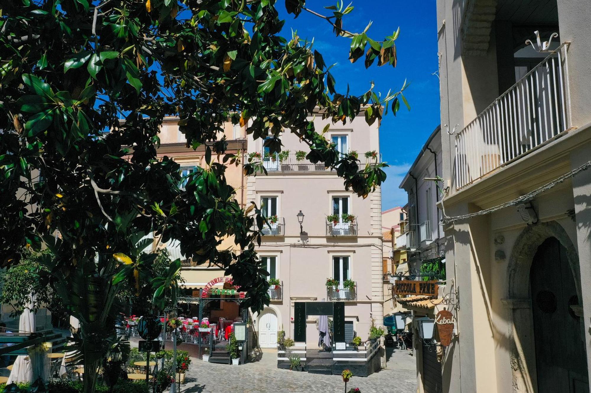 La Divina - Free Parking - Bed & Breakfast Tropea Eksteriør bilde